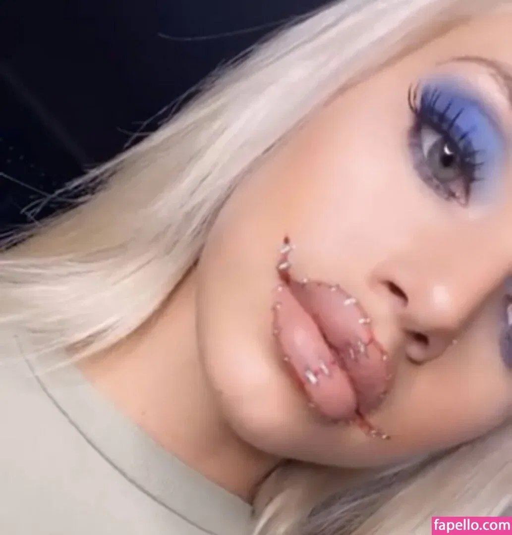 cassholland Onlyfans Photo Gallery 