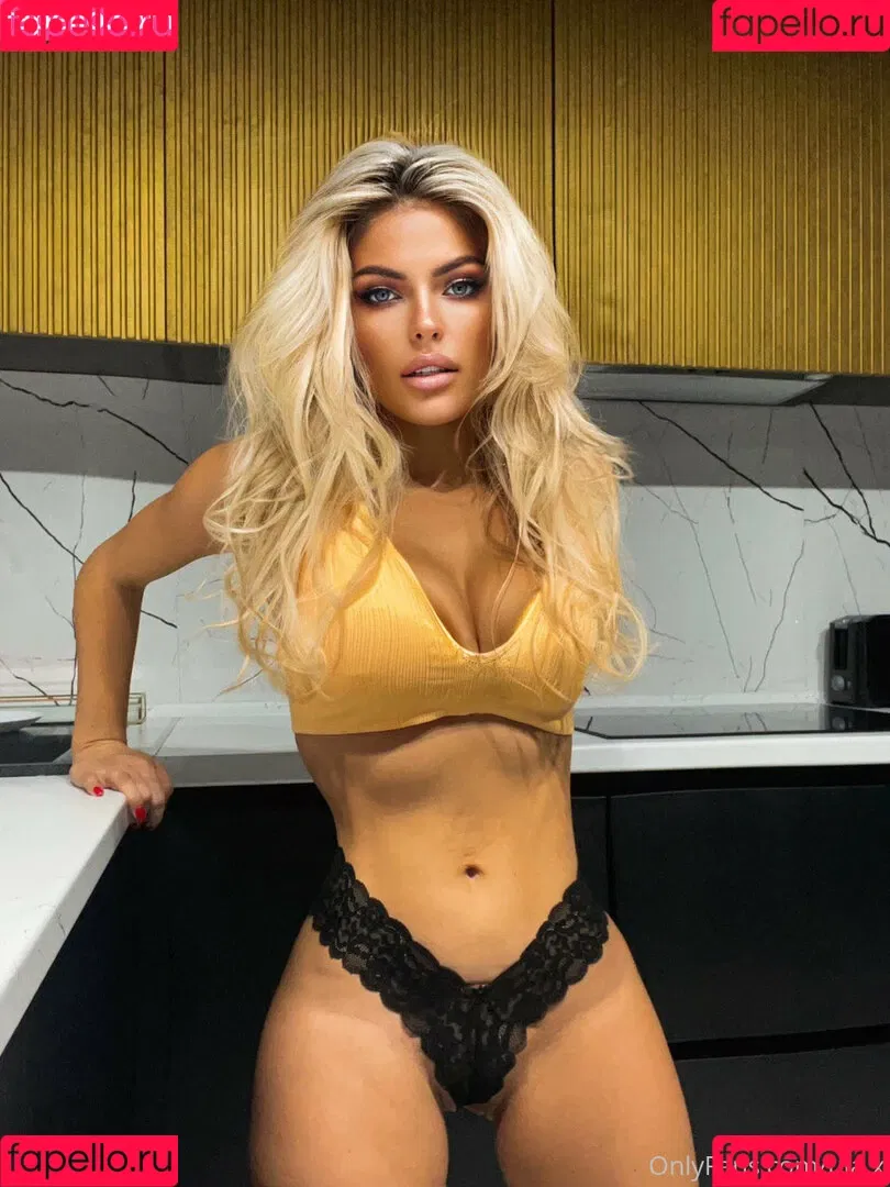 Ula.X Onlyfans Photo Gallery 