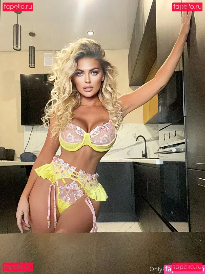 Ula.X Onlyfans Photo Gallery 