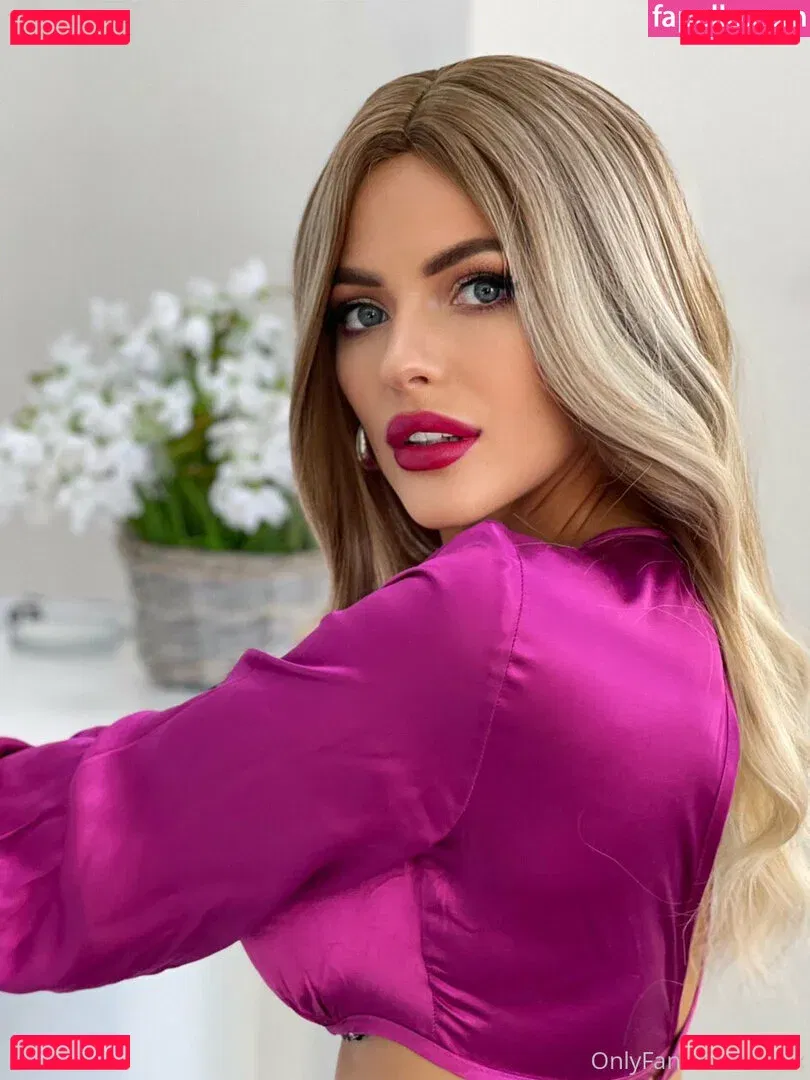 Ula.X Onlyfans Photo Gallery 