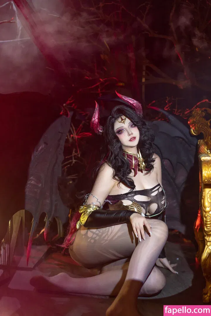 Takomayuyi Onlyfans Photo Gallery 