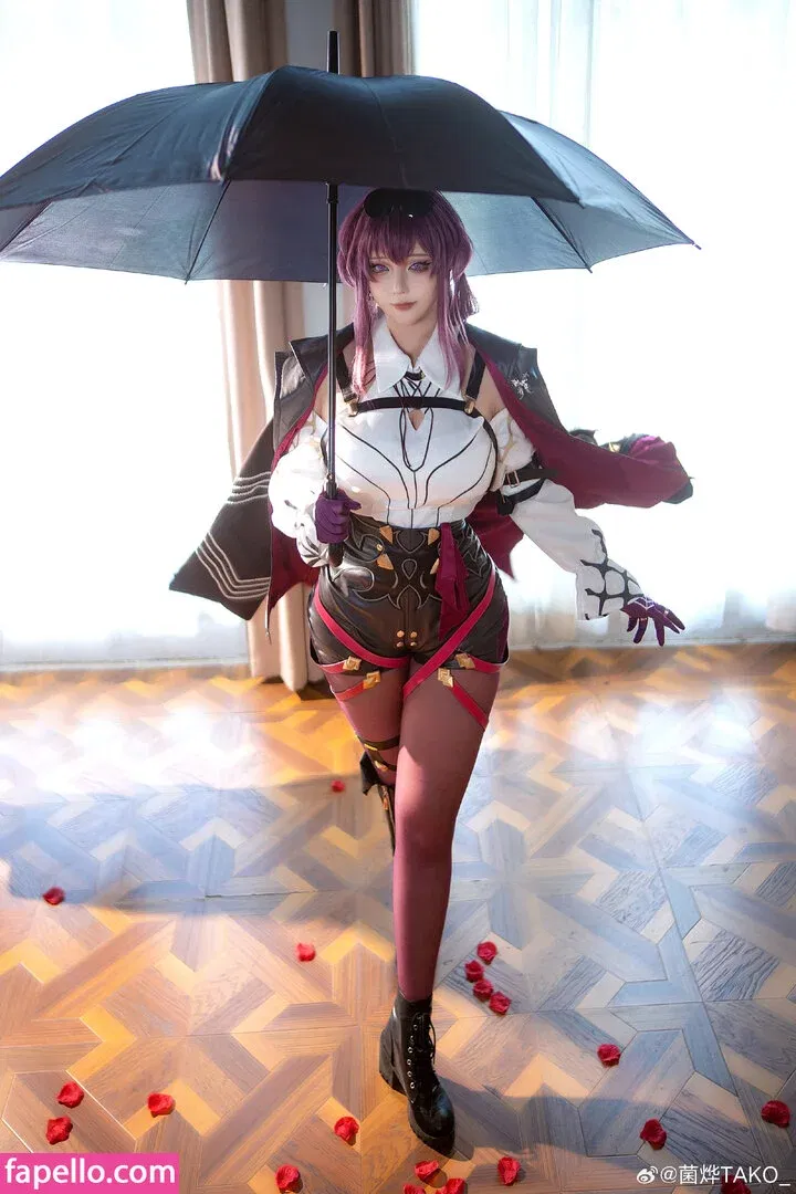 Takomayuyi Onlyfans Photo Gallery 