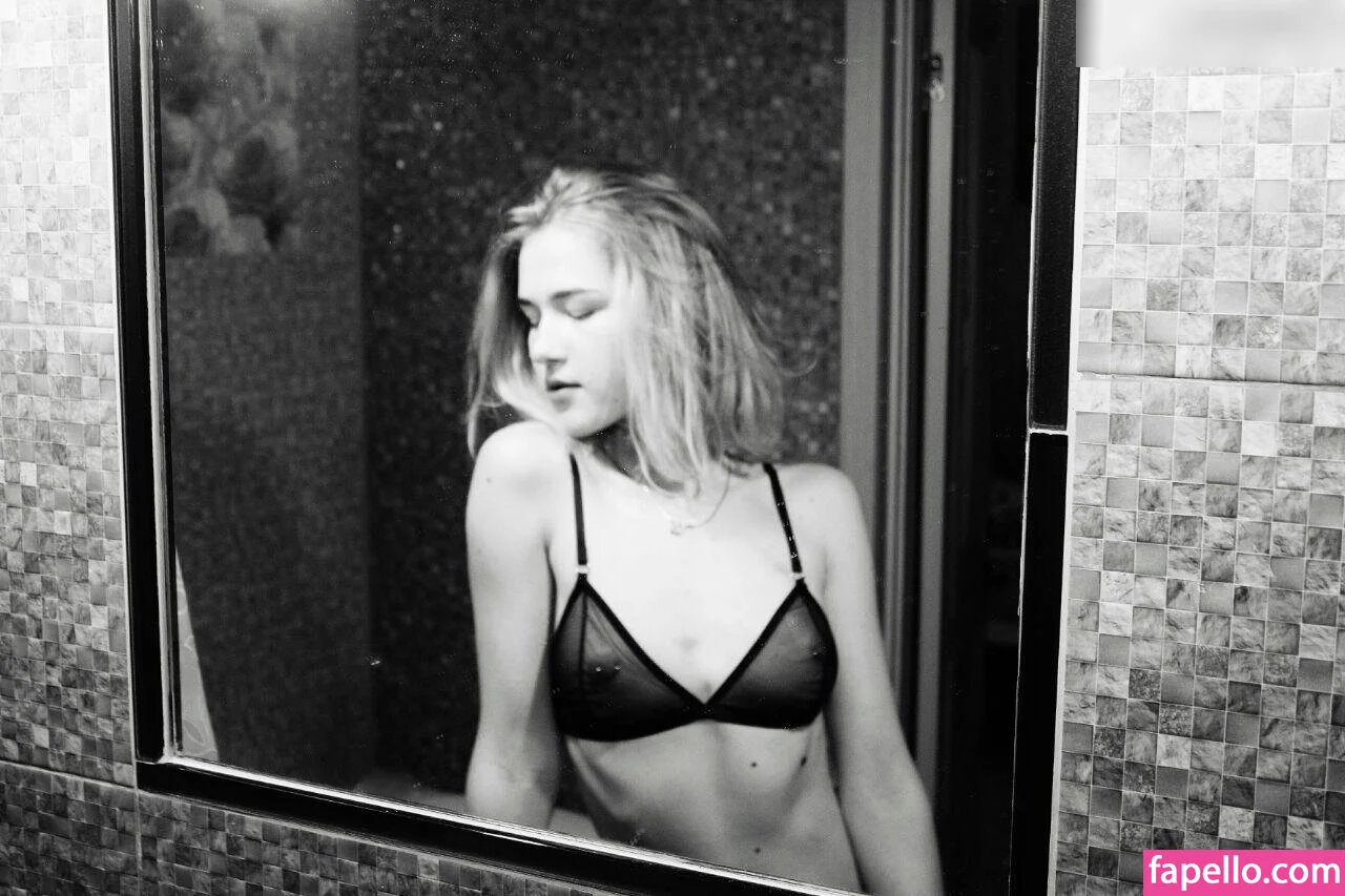 Maddie Grey Onlyfans Photo Gallery 