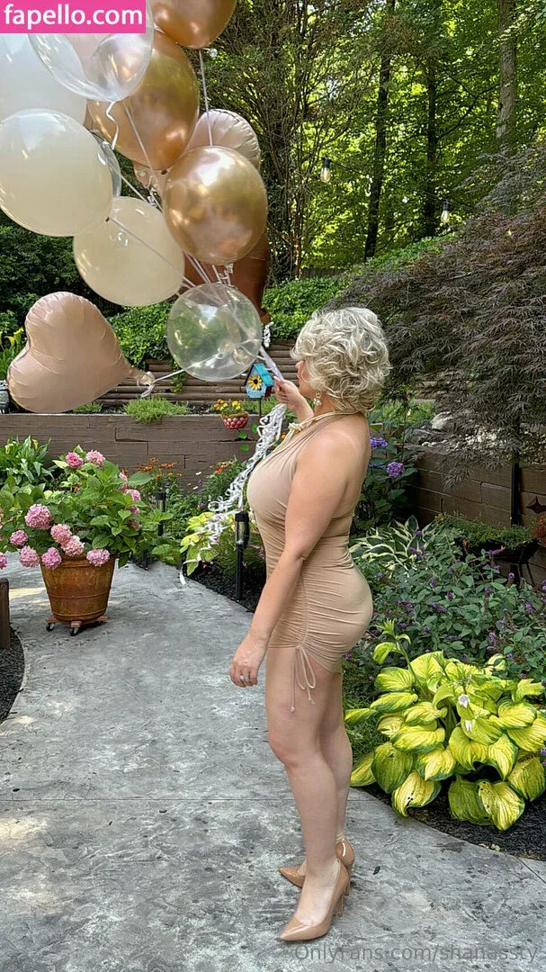 Chivelicious Onlyfans Photo Gallery 