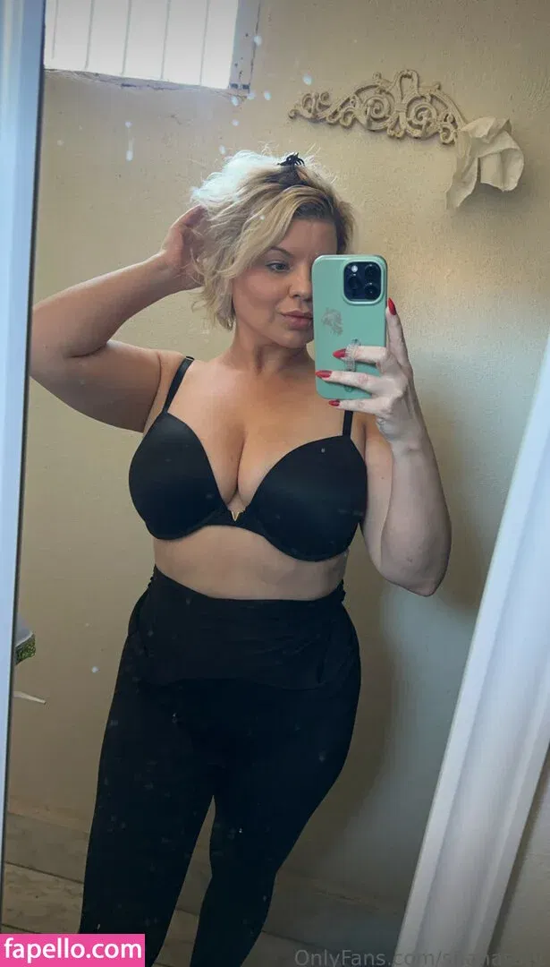 Chivelicious Onlyfans Photo Gallery 