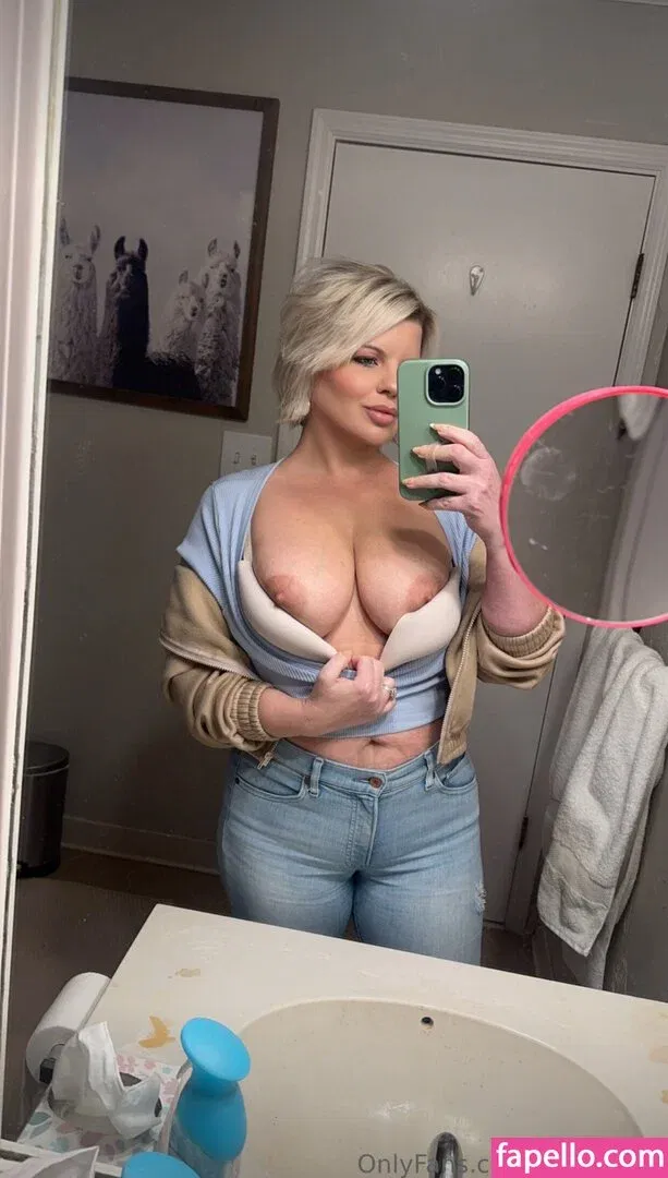 Chivelicious Onlyfans Photo Gallery 