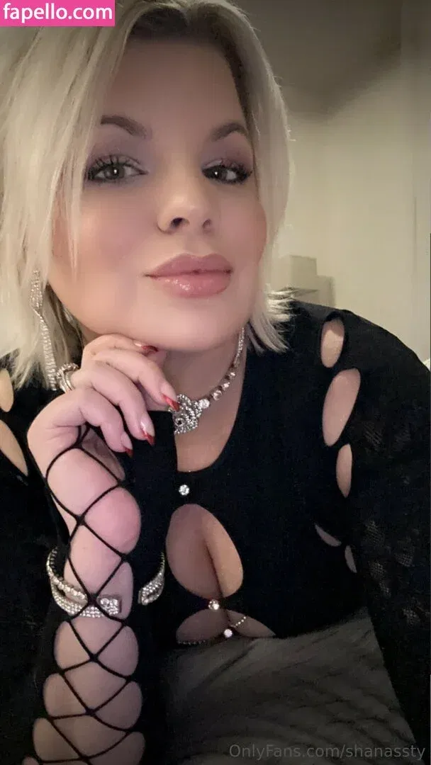 Chivelicious Onlyfans Photo Gallery 