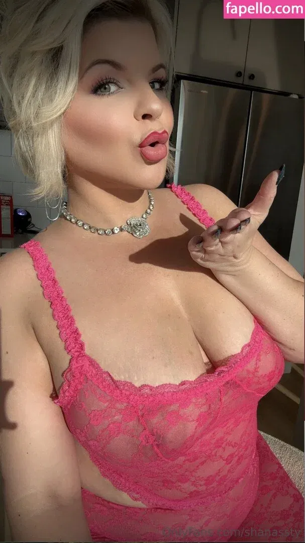 Chivelicious Onlyfans Photo Gallery 