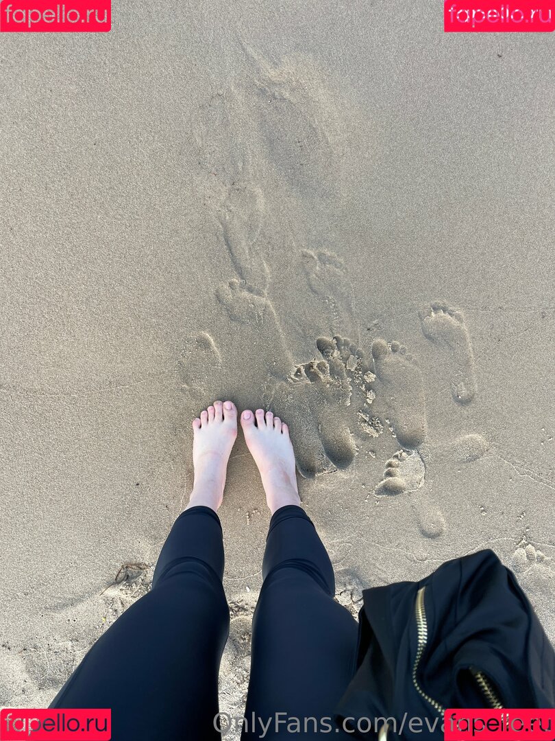 Lis Evans Onlyfans Photo Gallery 