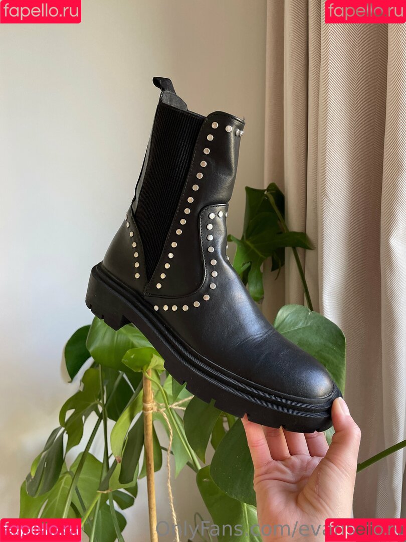 Lis Evans Onlyfans Photo Gallery 