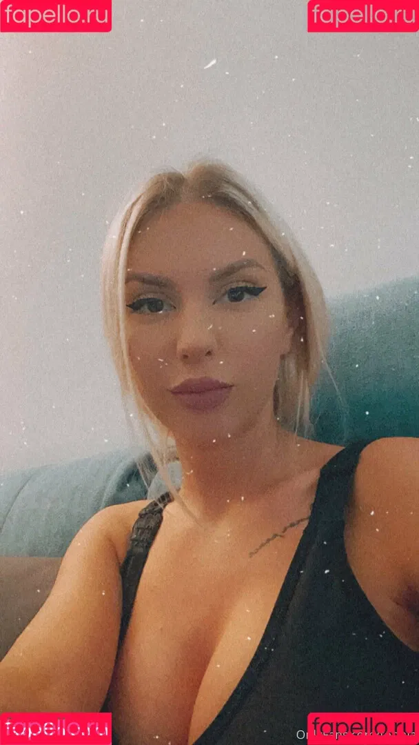 tonnia Onlyfans Photo Gallery 