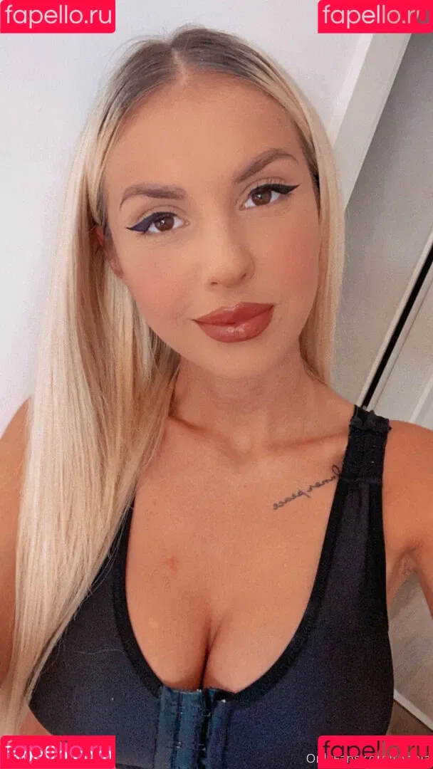 tonnia Onlyfans Photo Gallery 