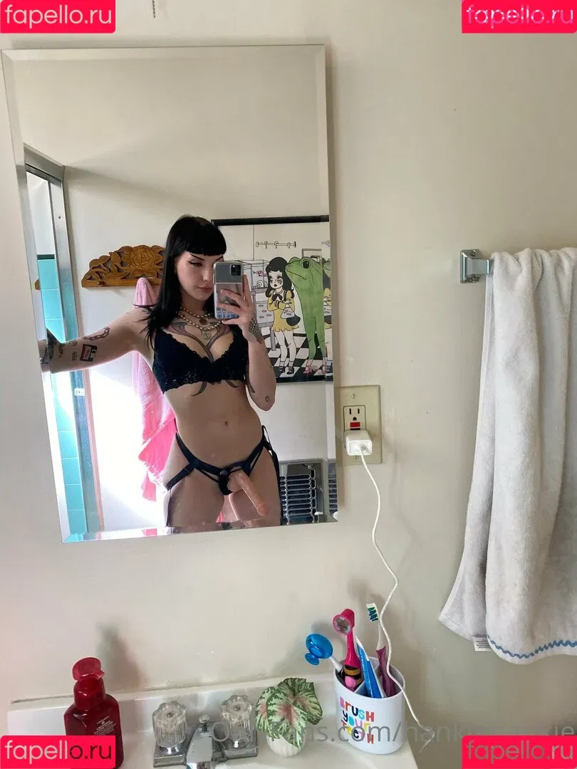 Hankiepankie Onlyfans Photo Gallery 
