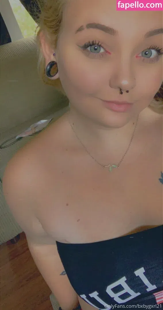 bxbygxrl21 Onlyfans Photo Gallery 