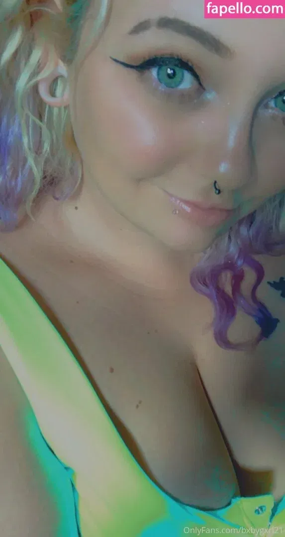 bxbygxrl21 Onlyfans Photo Gallery 