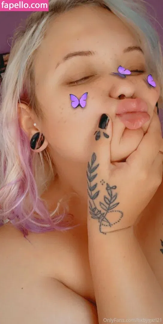 bxbygxrl21 Onlyfans Photo Gallery 