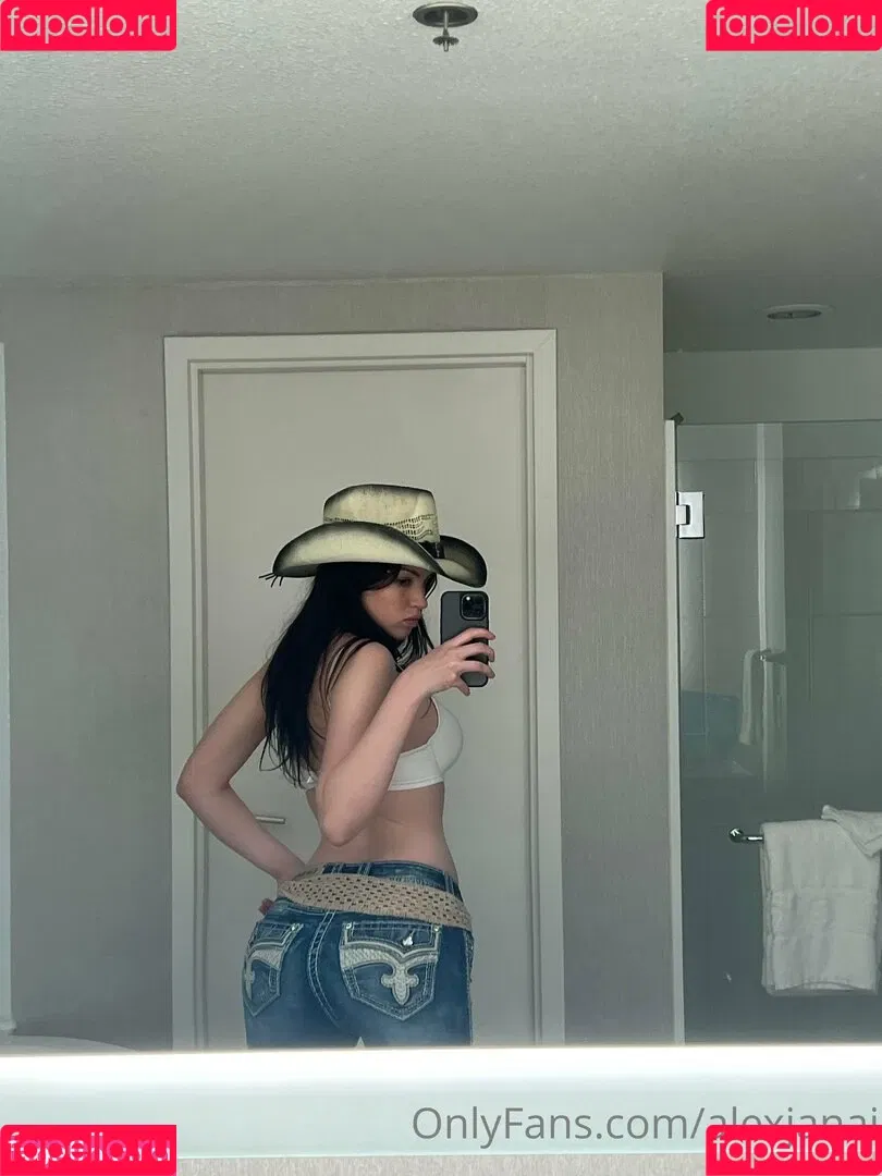 Alex Janai Onlyfans Photo Gallery 
