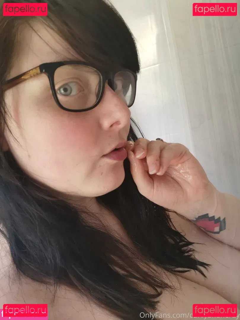 Curvyandnerdy Onlyfans Photo Gallery 