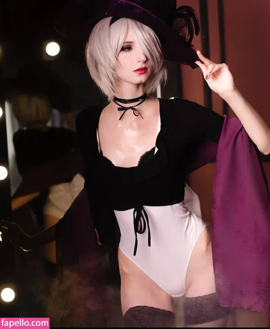 Holly White Onlyfans Photo Gallery 