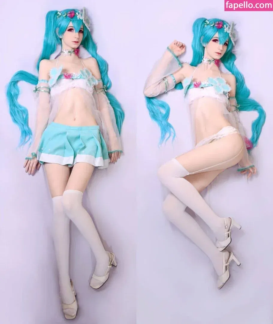 Holly White Onlyfans Photo Gallery 