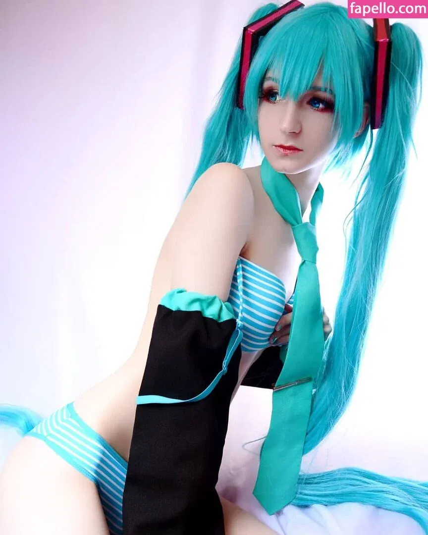 Holly White Onlyfans Photo Gallery 