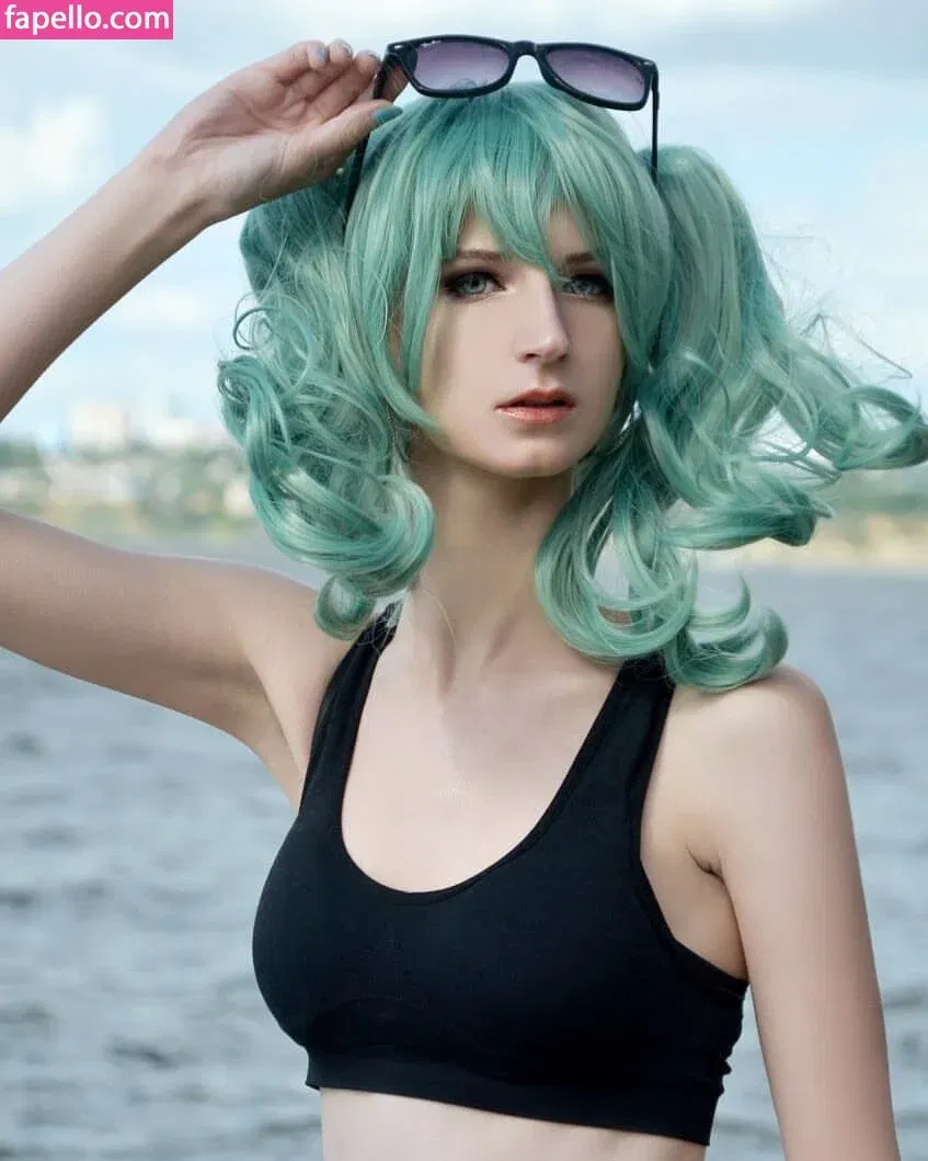 Holly White Onlyfans Photo Gallery 