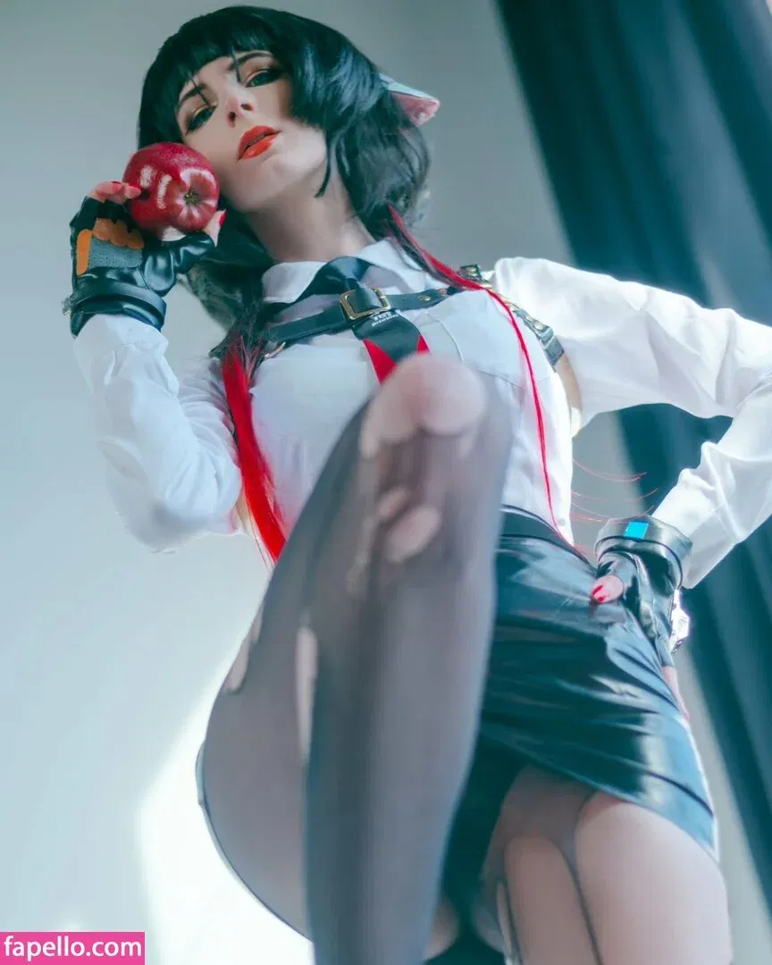 Holly White Onlyfans Photo Gallery 