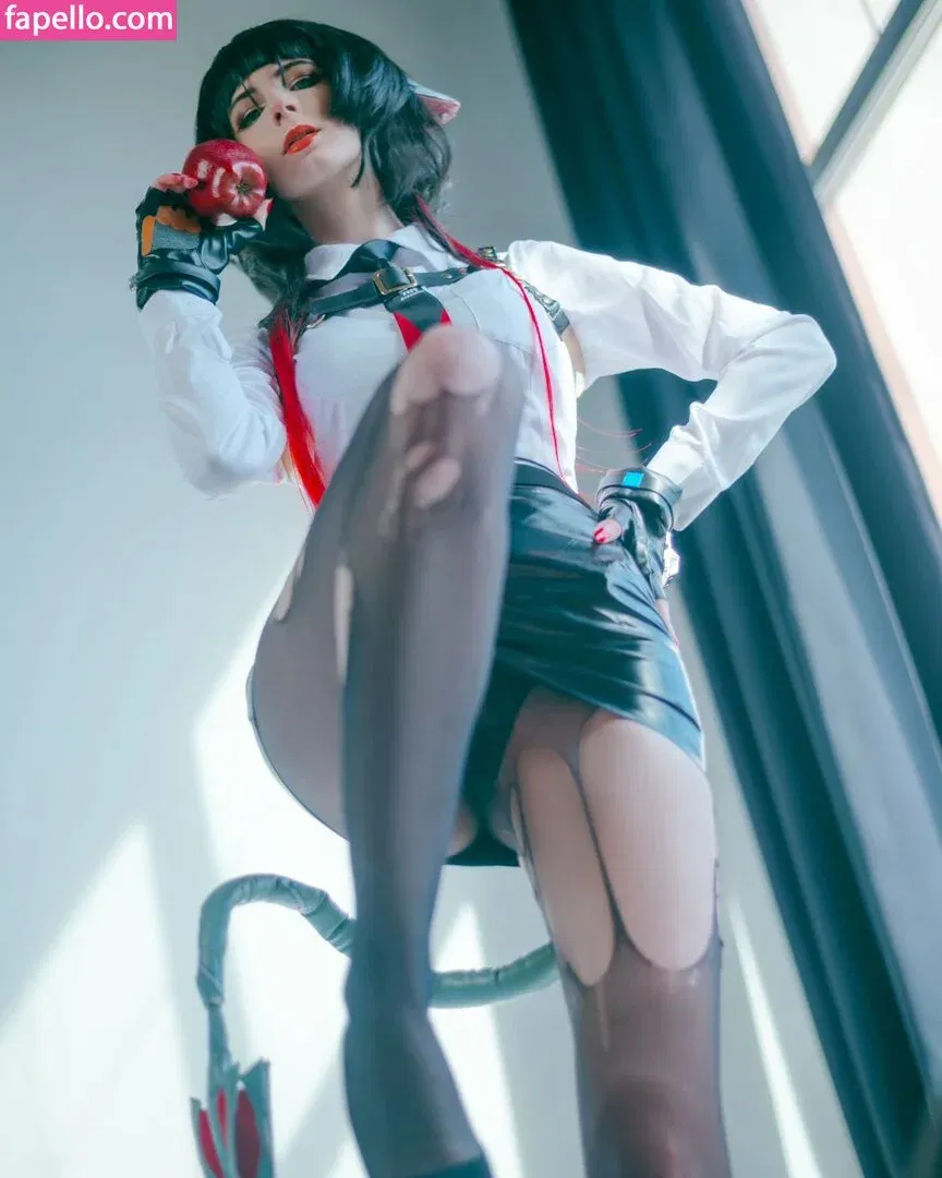 Holly White Onlyfans Photo Gallery 