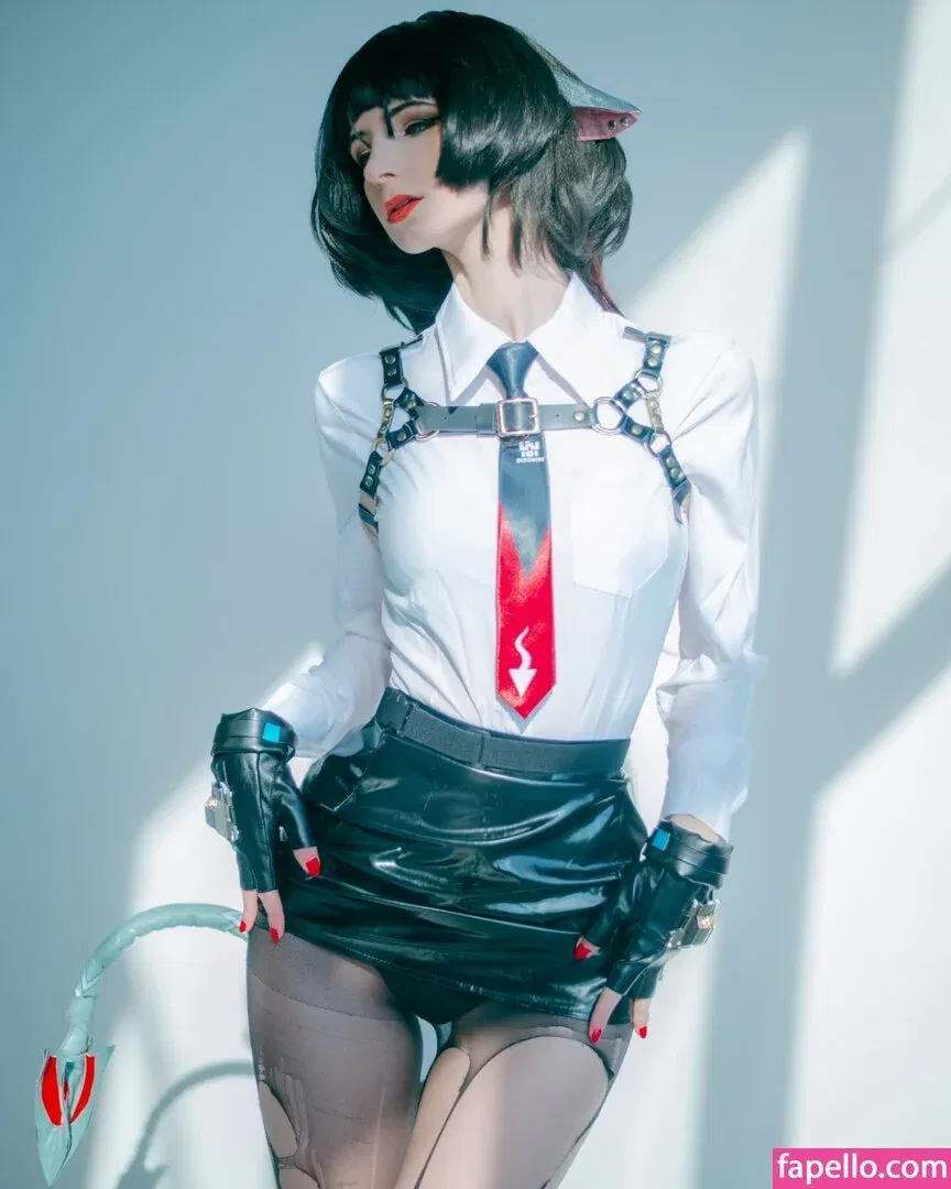 Holly White Onlyfans Photo Gallery 