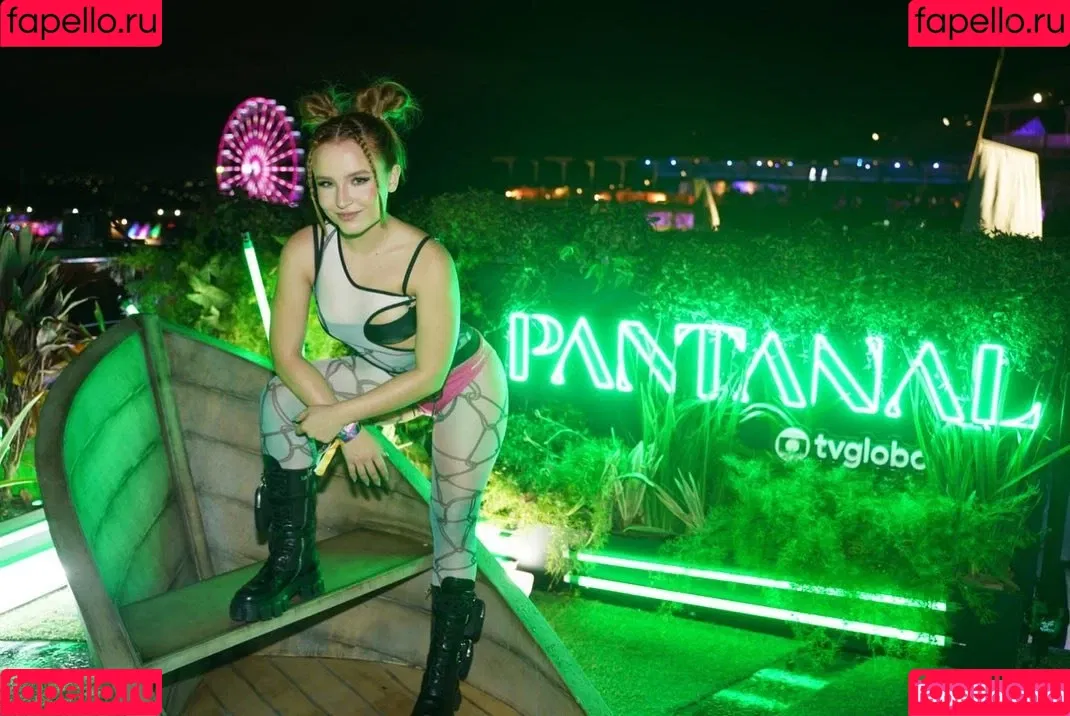 Larissa Manoela Onlyfans Photo Gallery 