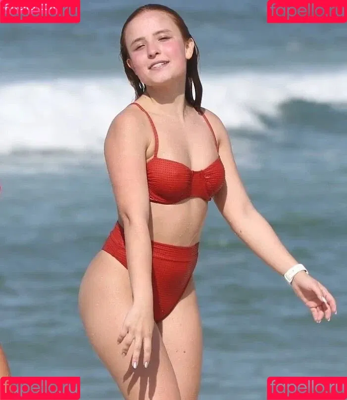 Larissa Manoela Onlyfans Photo Gallery 