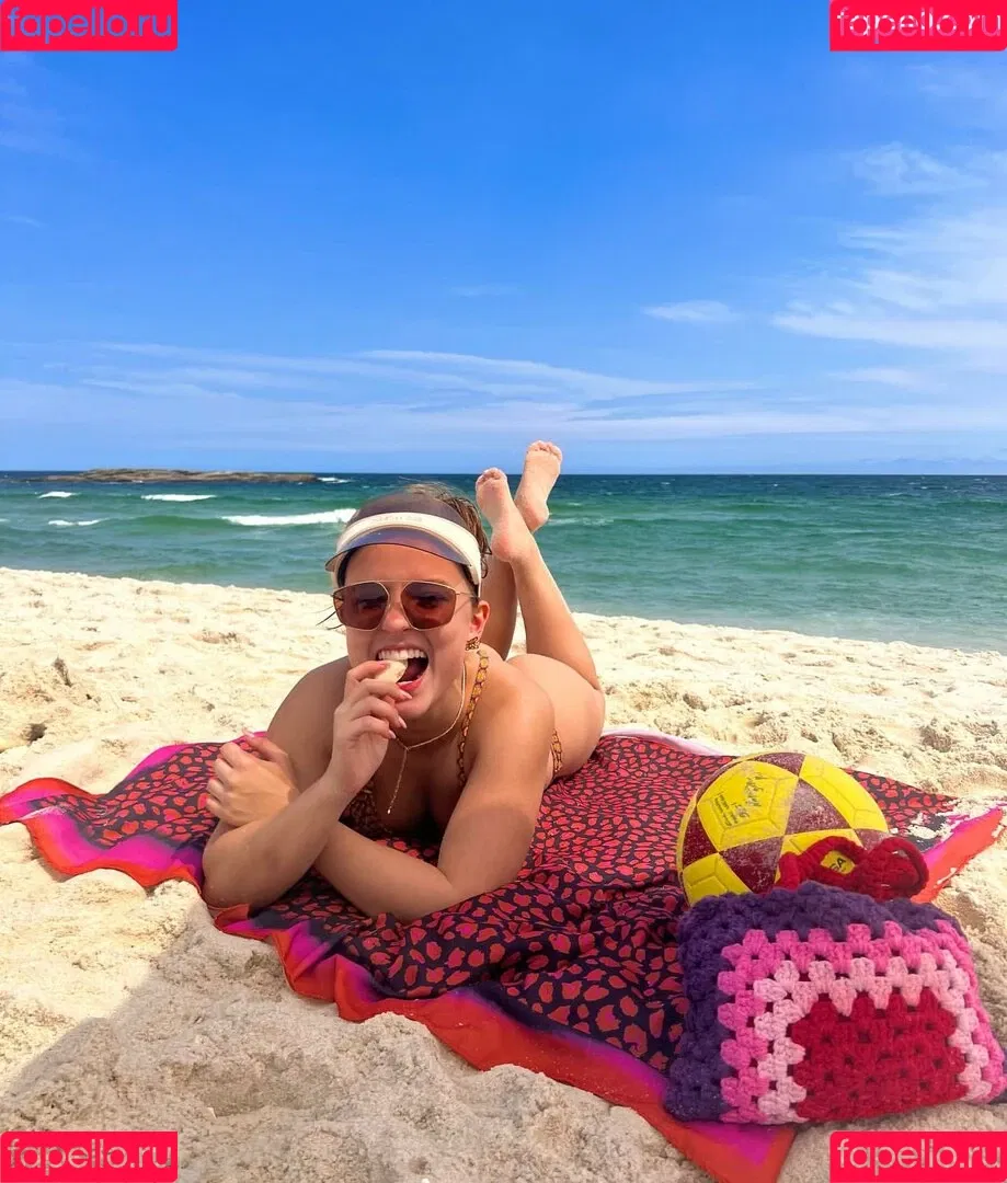 Larissa Manoela Onlyfans Photo Gallery 