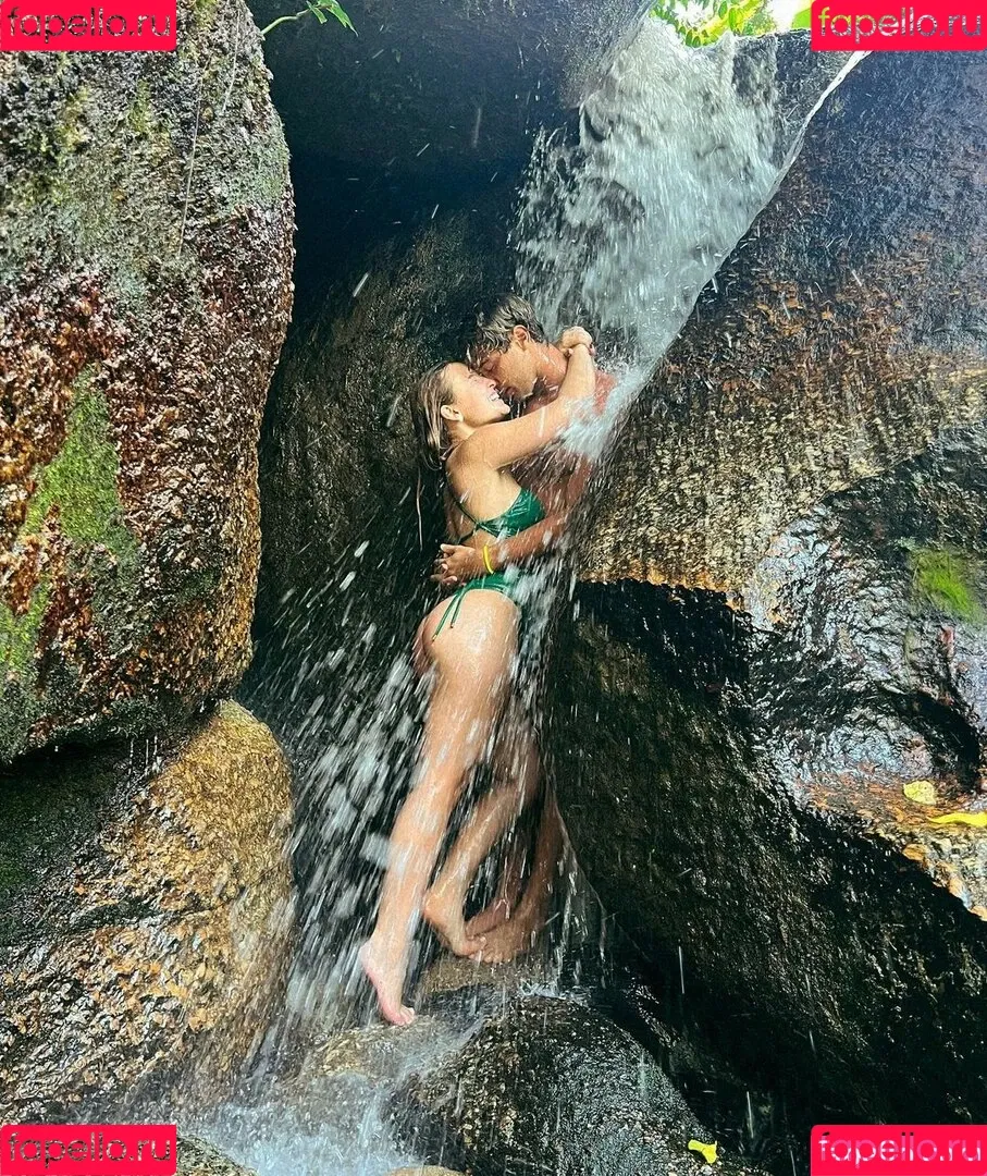 Larissa Manoela Onlyfans Photo Gallery 