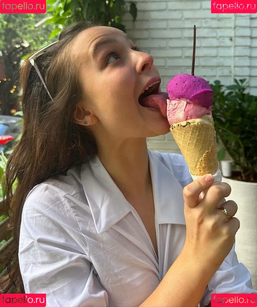 Larissa Manoela Onlyfans Photo Gallery 