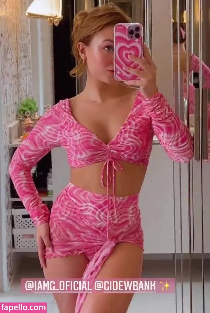 Larissa Manoela Onlyfans Photo Gallery 