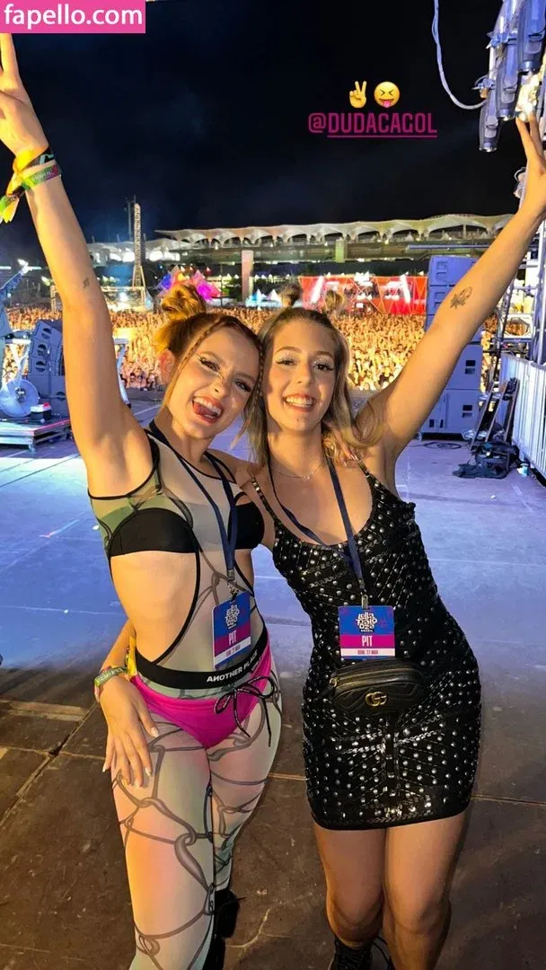 Larissa Manoela Onlyfans Photo Gallery 