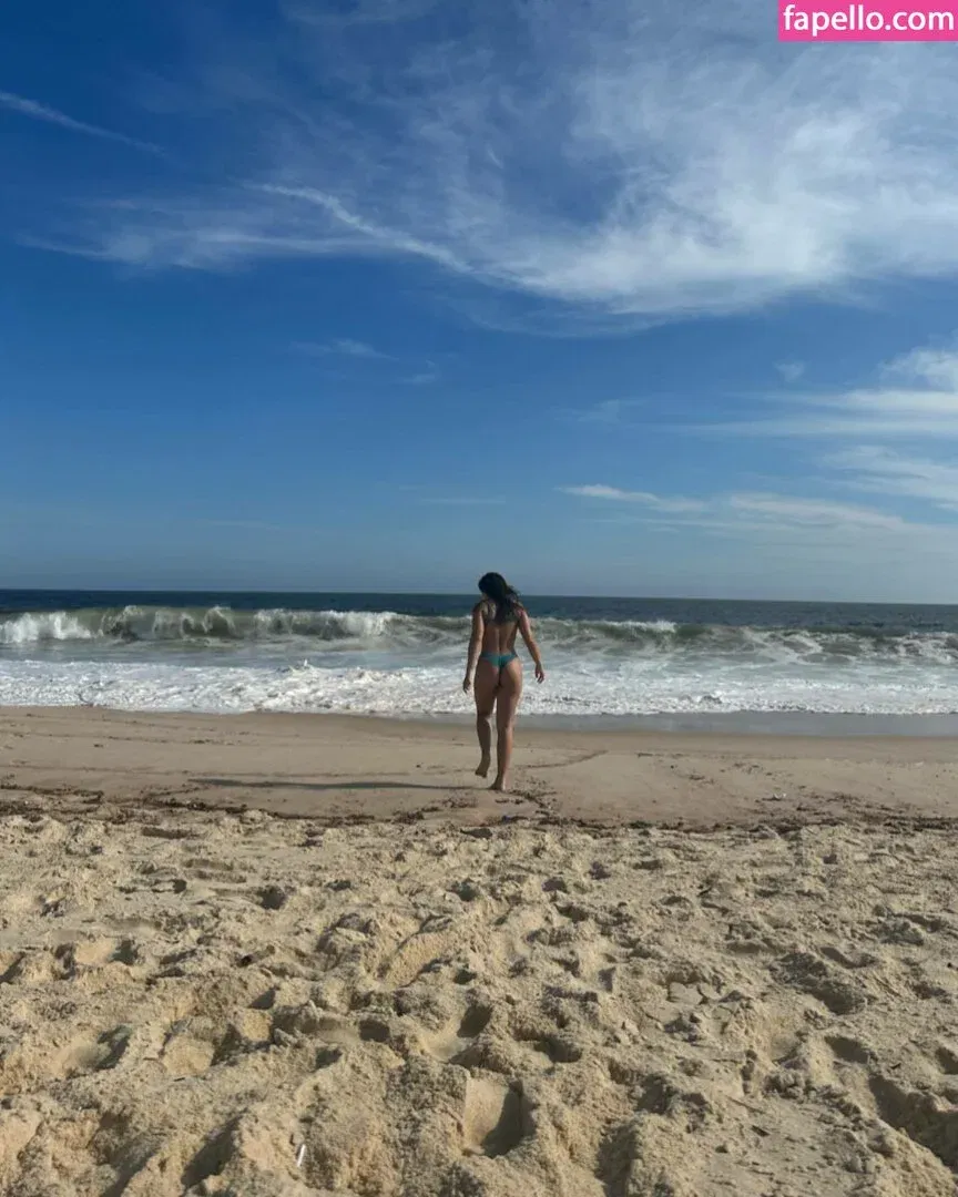 Larissa Manoela Onlyfans Photo Gallery 