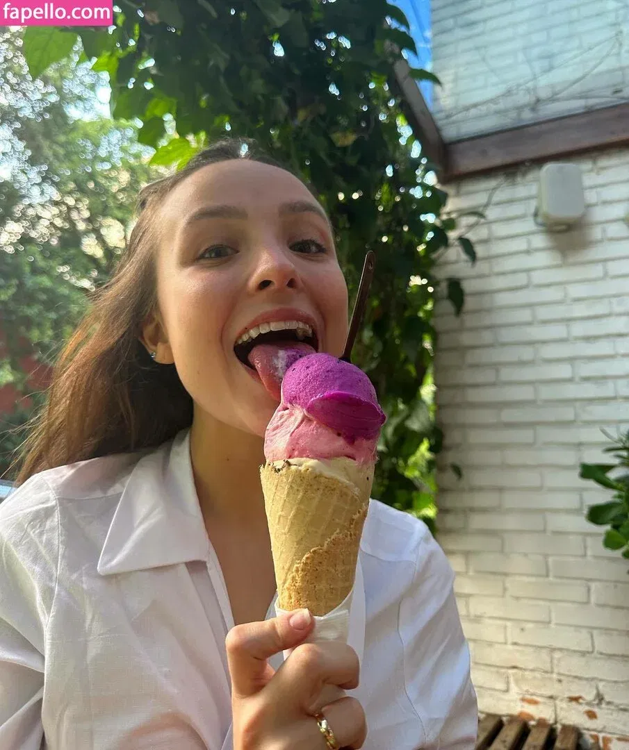 Larissa Manoela Onlyfans Photo Gallery 