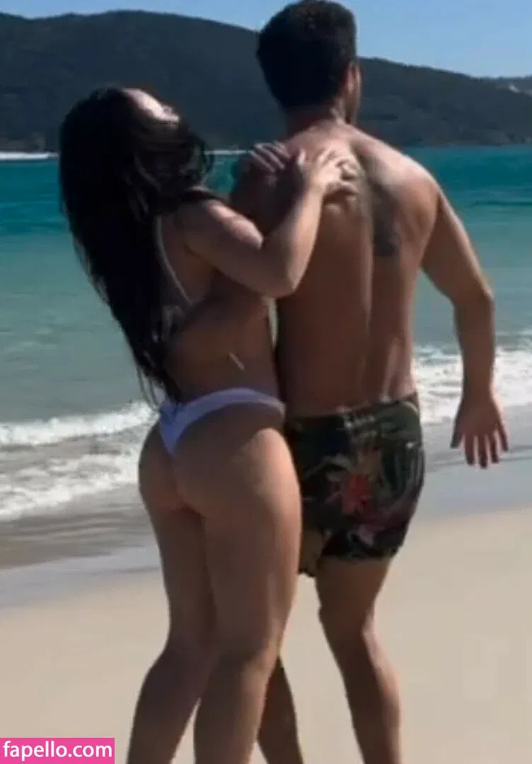 Larissa Manoela Onlyfans Photo Gallery 