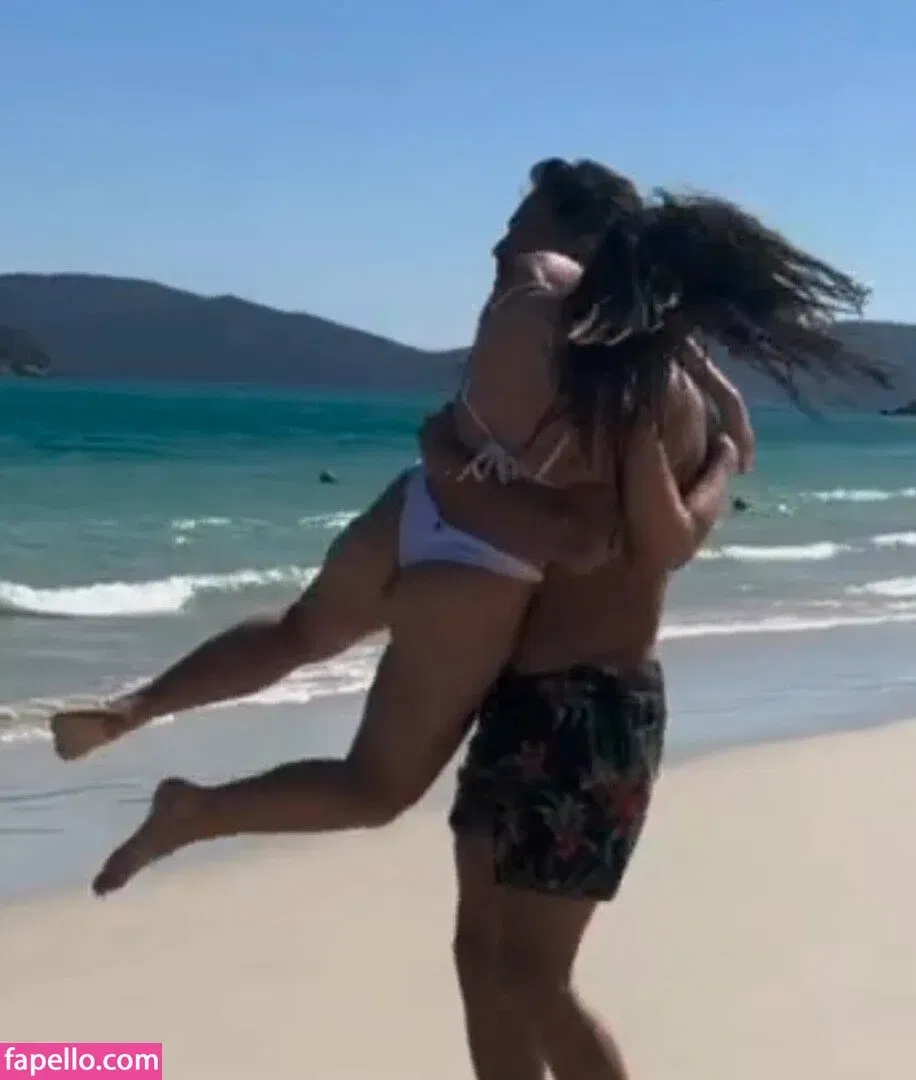 Larissa Manoela Onlyfans Photo Gallery 