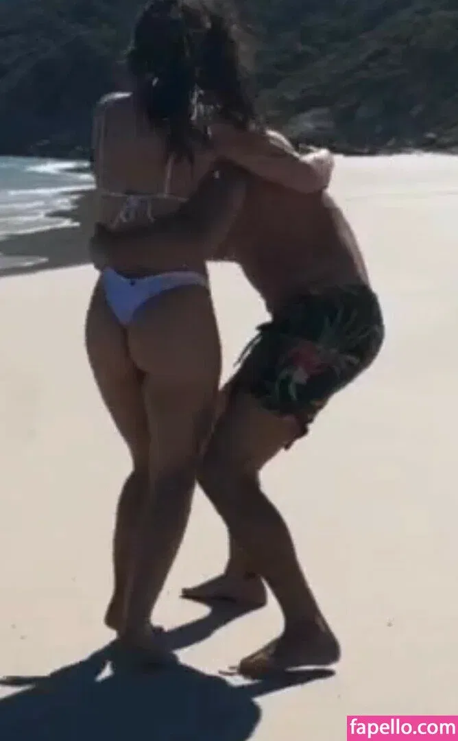 Larissa Manoela Onlyfans Photo Gallery 