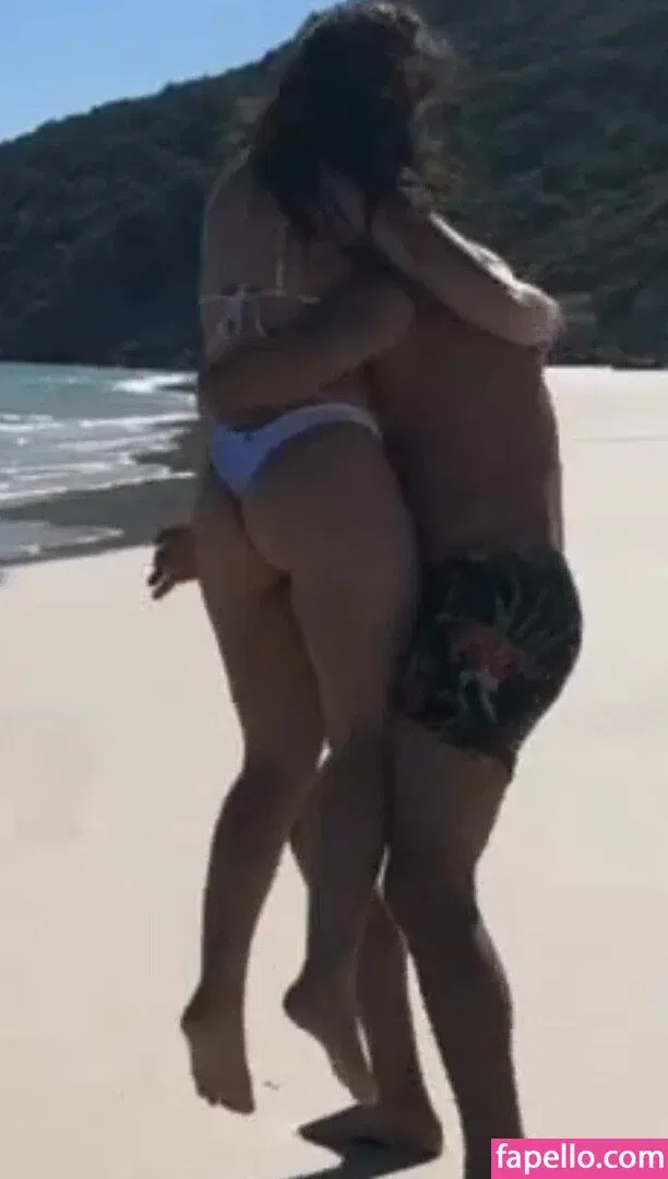 Larissa Manoela Onlyfans Photo Gallery 