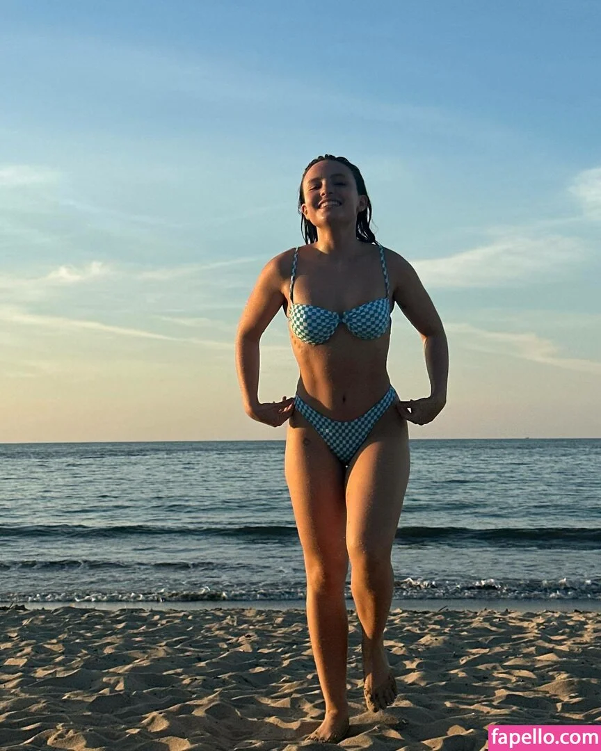 Larissa Manoela Onlyfans Photo Gallery 