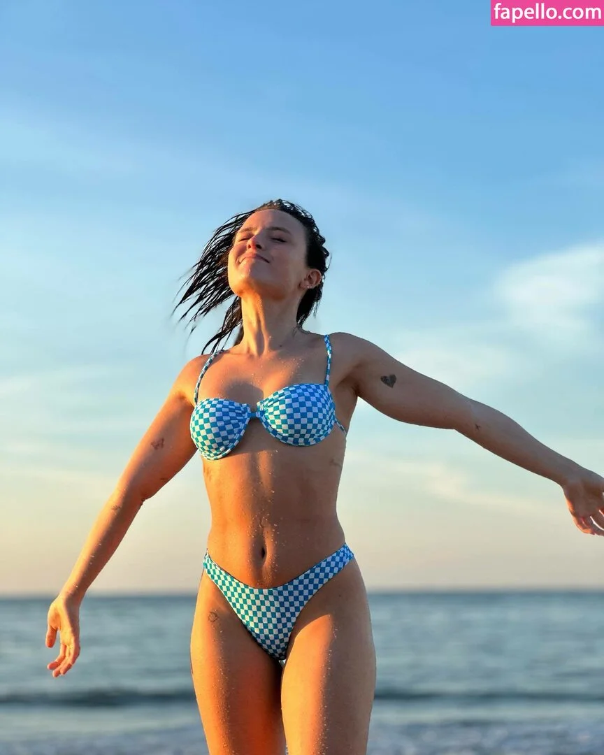 Larissa Manoela Onlyfans Photo Gallery 