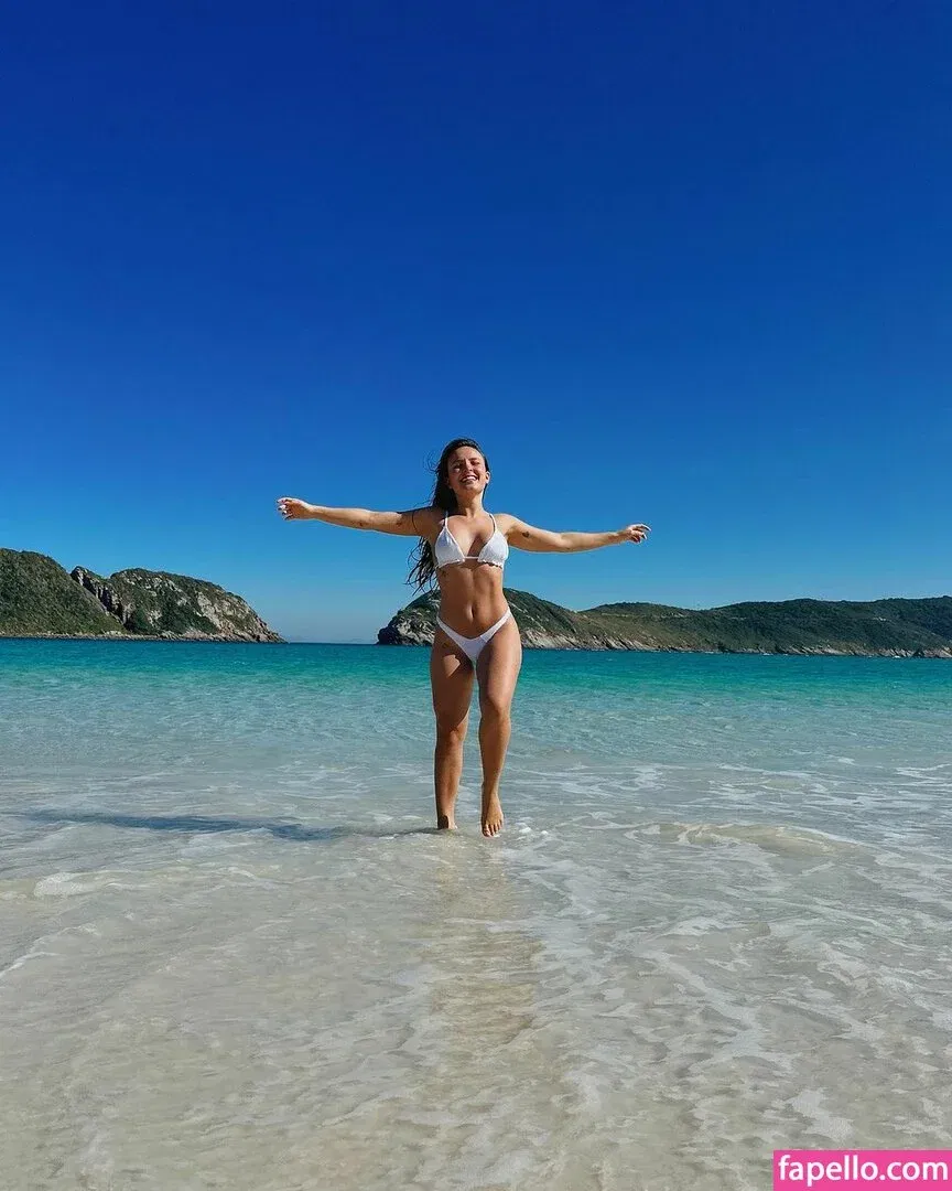 Larissa Manoela Onlyfans Photo Gallery 