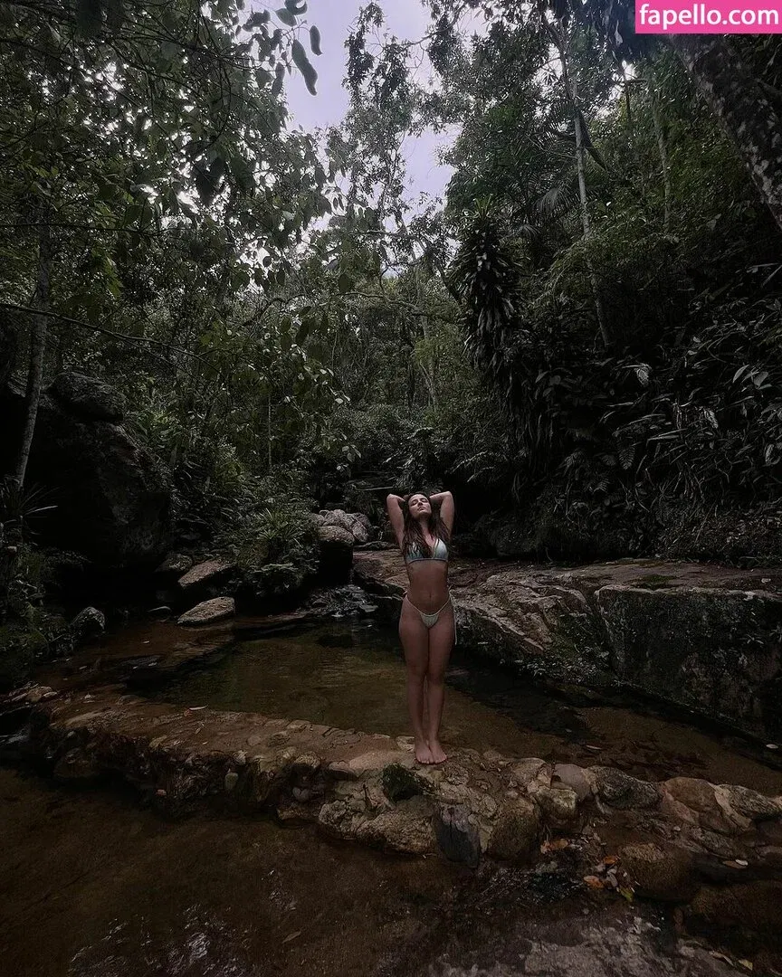 Larissa Manoela Onlyfans Photo Gallery 