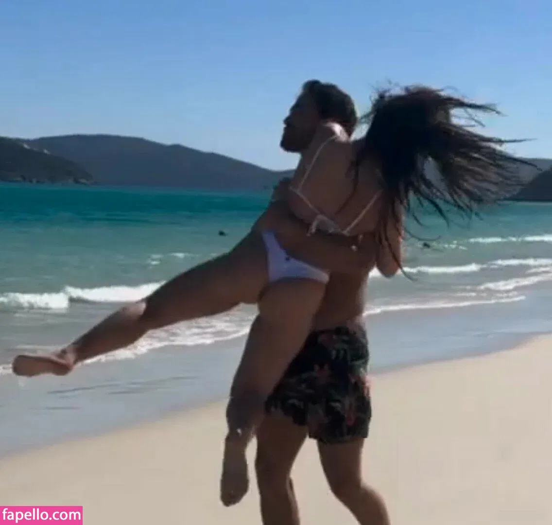 Larissa Manoela Onlyfans Photo Gallery 