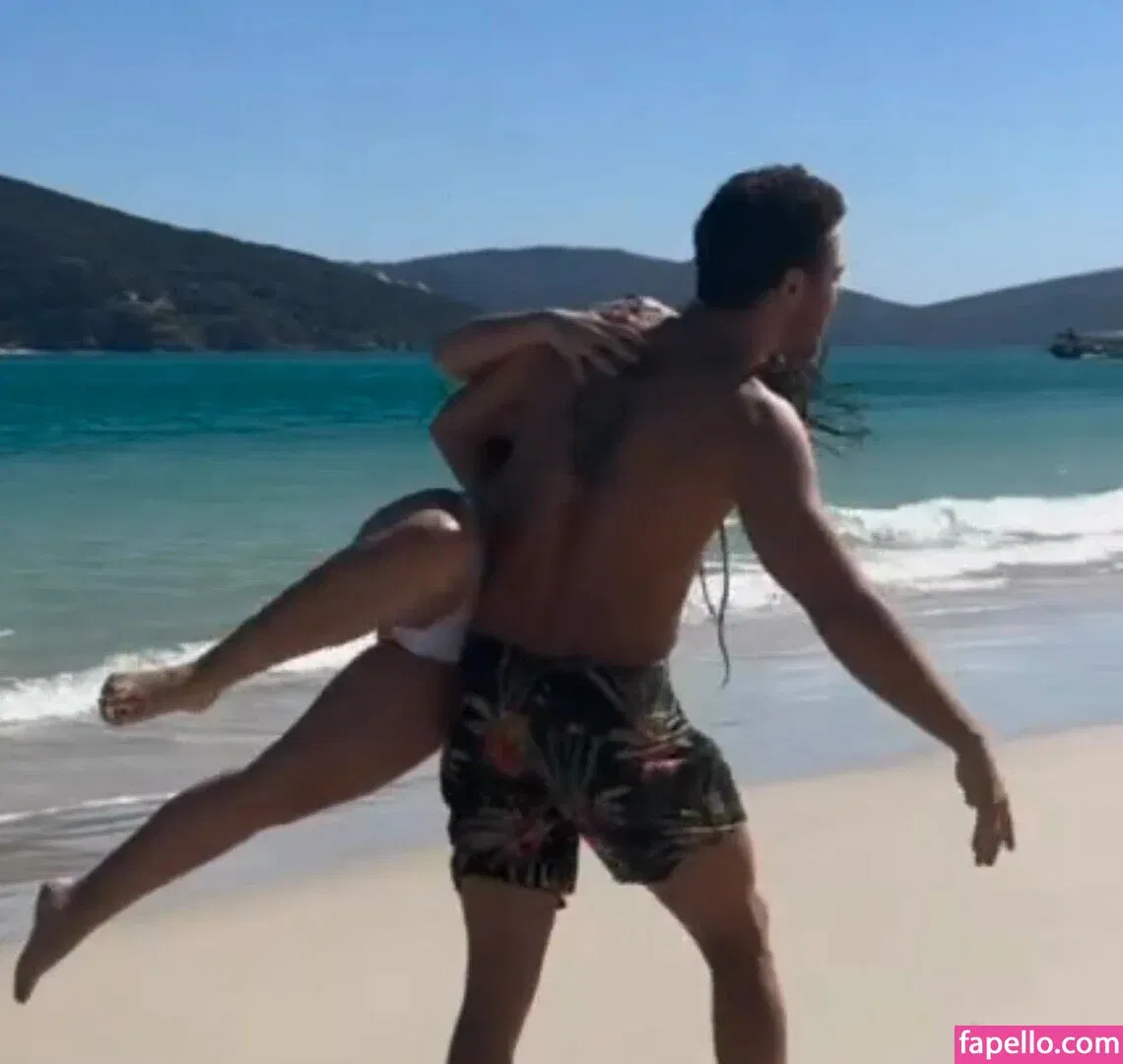 Larissa Manoela Onlyfans Photo Gallery 