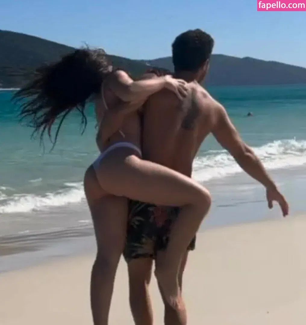 Larissa Manoela Onlyfans Photo Gallery 