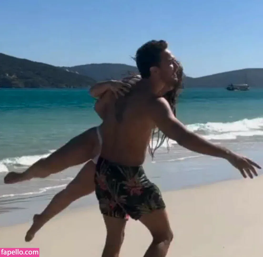 Larissa Manoela Onlyfans Photo Gallery 